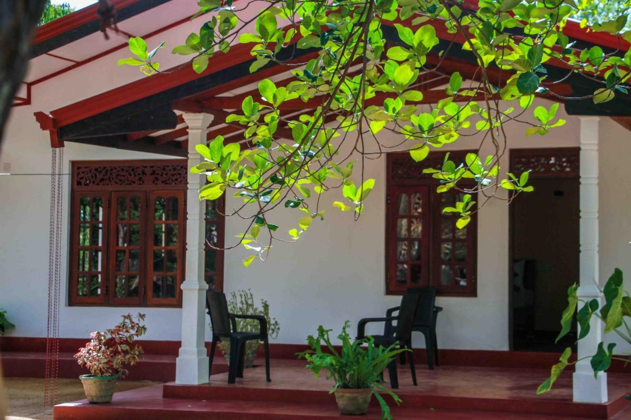 Wijesiri Family Guest House Sigiriya Exterior photo